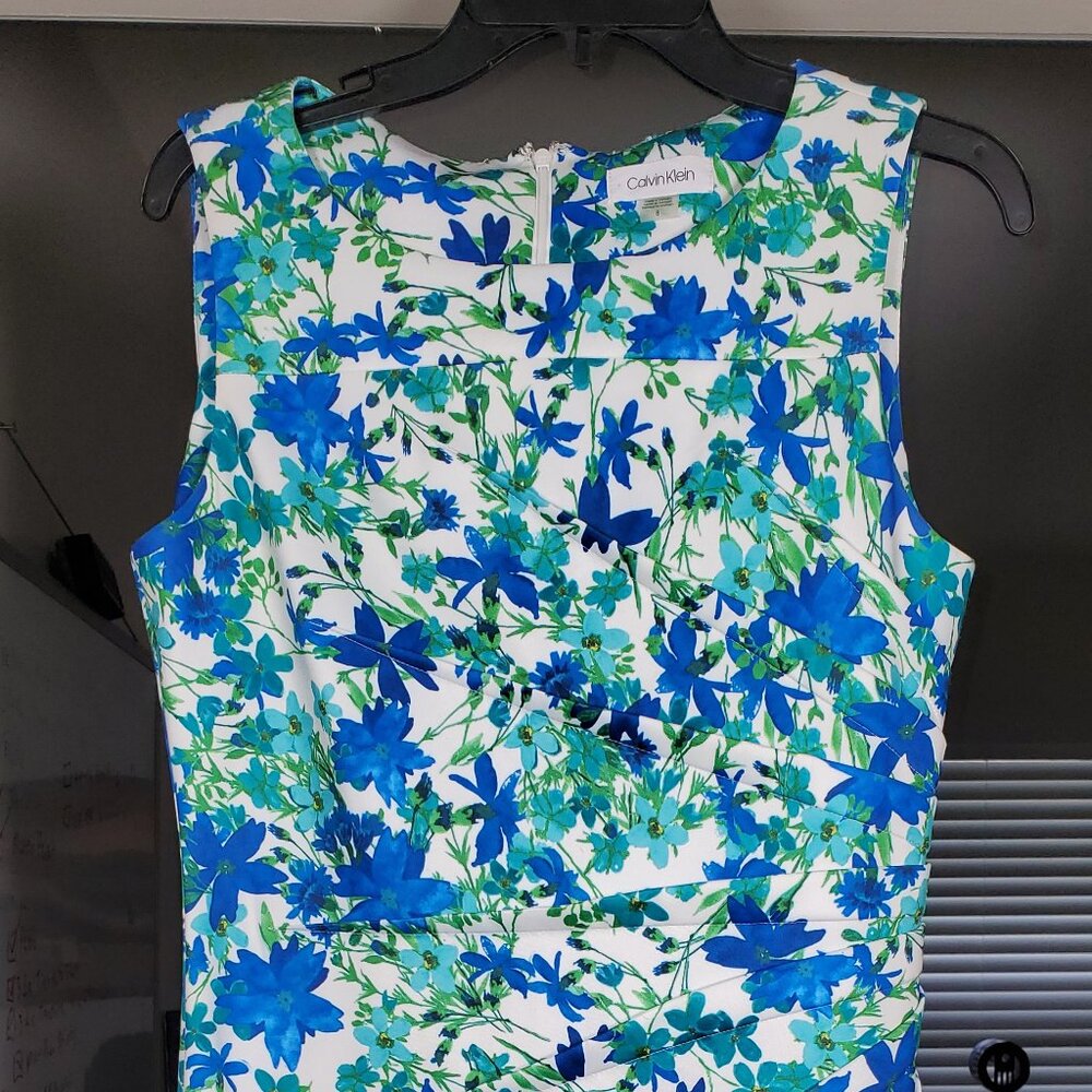 WOMENS CALVIN KLEIN FLORAL DRESS  SIZE 8
